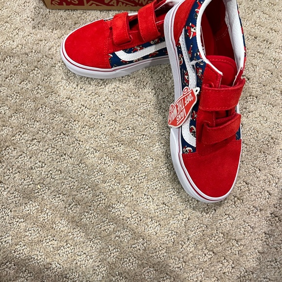 New Old Skool Santa Claus Vans - Picture 10 of 16